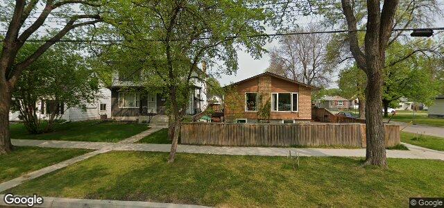 Larawan ng 859 Scotland Avenue sa Winnipeg, Manitoba