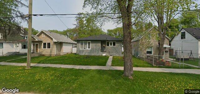 Larawan ng 867 Scotland Avenue sa Winnipeg, Manitoba