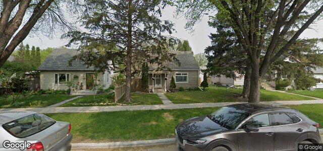 Larawan ng 877 Lorette Avenue sa Winnipeg, Manitoba