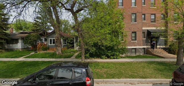 Larawan ng 883 Warsaw Avenue sa Winnipeg, Manitoba