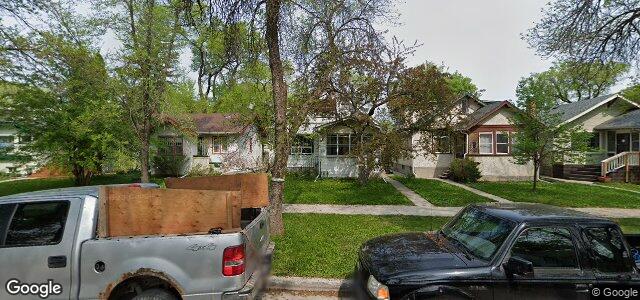 Larawan ng 893 Warsaw Avenue sa Winnipeg, Manitoba