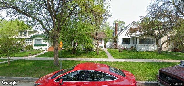 Larawan ng 895 Warsaw Avenue sa Winnipeg, Manitoba