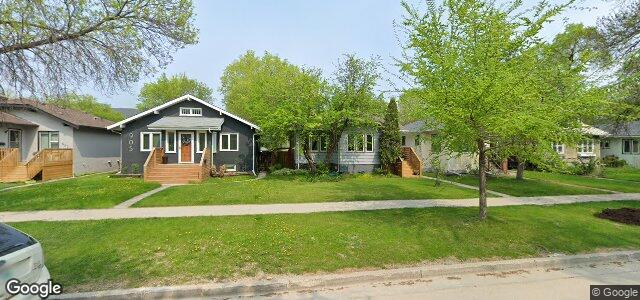Larawan ng 903 Warsaw Avenue sa Winnipeg, Manitoba