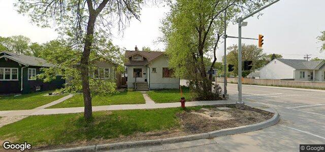 Larawan ng 910 Warsaw Avenue sa Winnipeg, Manitoba