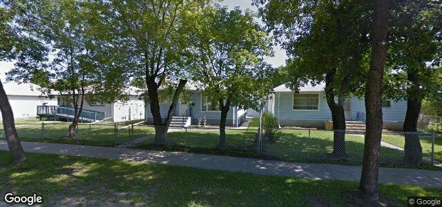 Larawan ng 1019 Talbot Avenue sa Winnipeg, Manitoba