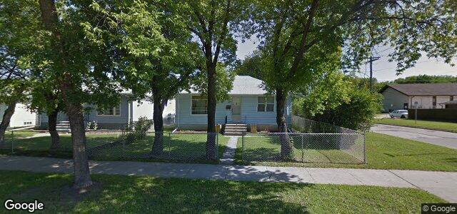 Larawan ng 1021 Talbot Avenue sa Winnipeg, Manitoba