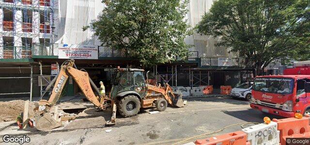 Larawan ng 1026 Manhattan Avenue sa Winnipeg, Manitoba