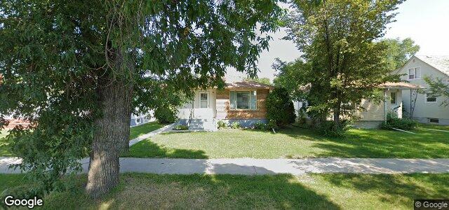 Larawan ng 1035 Talbot Avenue sa Winnipeg, Manitoba