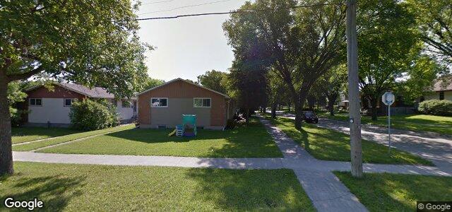 Larawan ng 125 Stapleton Street sa Winnipeg, Manitoba