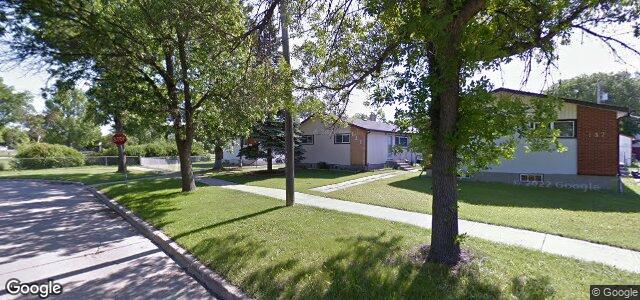 Larawan ng 145 Stapleton Street sa Winnipeg, Manitoba