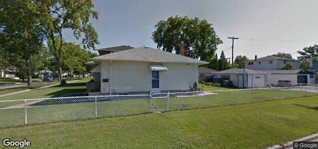 Larawan ng 311 Keenleyside Street sa Winnipeg, Manitoba