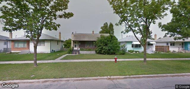 Larawan ng 322 Keenleyside Street sa Winnipeg, Manitoba