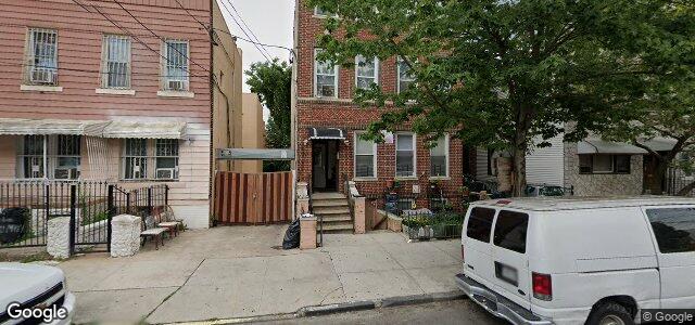 Photo of 327 Milford Street in Winnipeg, Manitoba