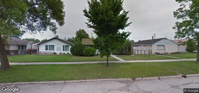 Larawan ng 402 Kent Road sa Winnipeg, Manitoba