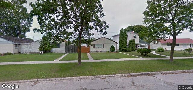 Larawan ng 414 Kent Road sa Winnipeg, Manitoba