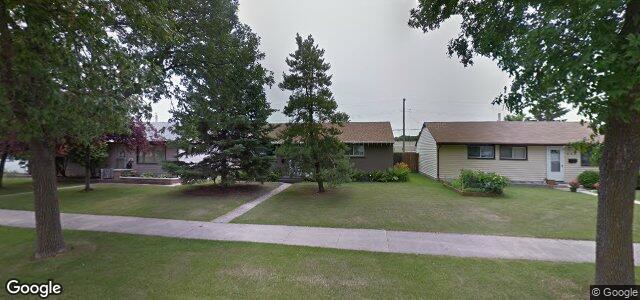 Larawan ng 451 Kent Road sa Winnipeg, Manitoba