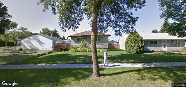 Photo of 483 Kent Road in Winnipeg, Manitoba