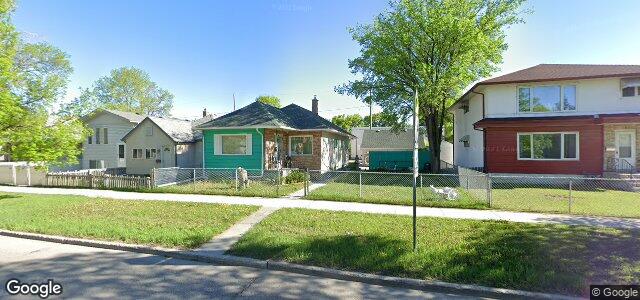 Larawan ng 713 Talbot Avenue sa Winnipeg, Manitoba