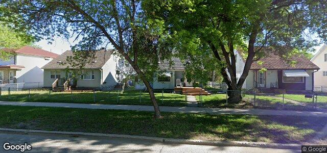 Larawan ng 723 Talbot Avenue sa Winnipeg, Manitoba