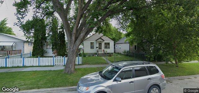 Larawan ng 733 Beach Avenue sa Winnipeg, Manitoba