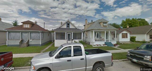 735 Mccalman Avenue（加拿大曼尼托巴省温尼伯市）房屋照片