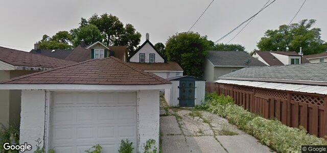 Larawan ng 739 Talbot Avenue sa Winnipeg, Manitoba