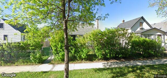 Larawan ng 740 Talbot Avenue sa Winnipeg, Manitoba