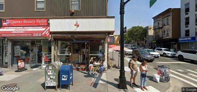 Larawan ng 768 Manhattan Avenue sa Winnipeg, Manitoba