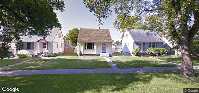 Photo of 818 Beach Avenue in Winnipeg, Manitoba