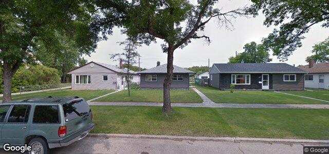 Larawan ng 829 Chalmers Avenue E sa Winnipeg, Manitoba