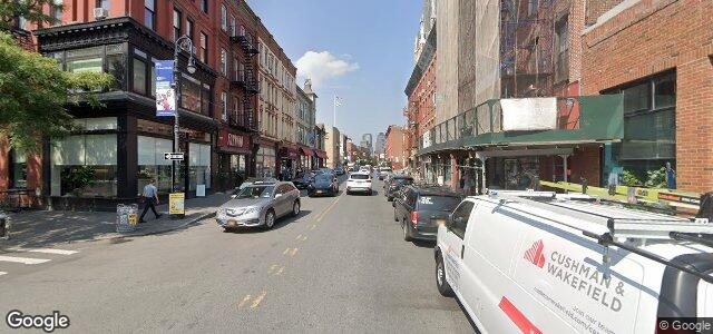 Larawan ng 840 Manhattan Avenue sa Winnipeg, Manitoba