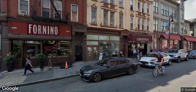 Larawan ng 851 Manhattan Avenue sa Winnipeg, Manitoba