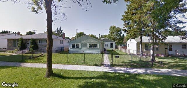 Larawan ng 854 Chalmers Avenue E sa Winnipeg, Manitoba