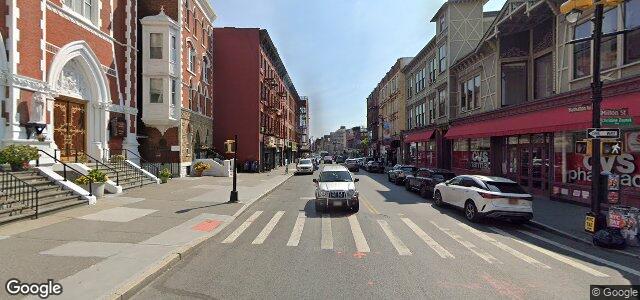 Larawan ng 872 Manhattan Avenue sa Winnipeg, Manitoba