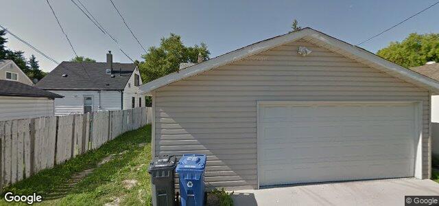 Larawan ng 877 Talbot Avenue sa Winnipeg, Manitoba