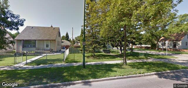 Photo of 920 Talbot Avenue in Winnipeg, Manitoba