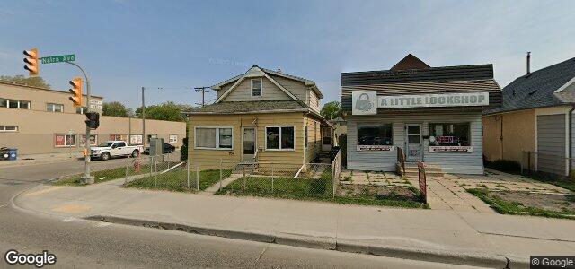Larawan ng 951 Nairn Avenue sa Winnipeg, Manitoba