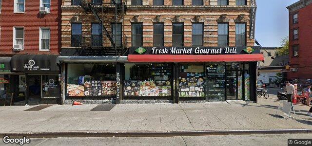 Larawan ng 974 Manhattan Avenue sa Winnipeg, Manitoba