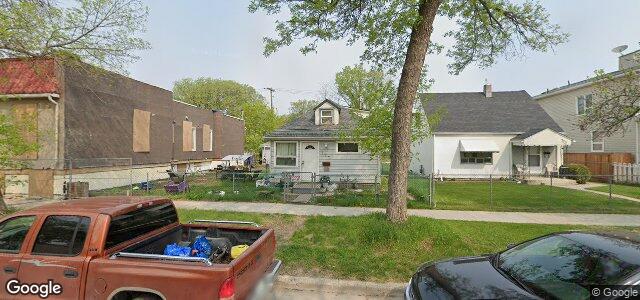 Larawan ng 727 Carter Avenue sa Winnipeg, Manitoba