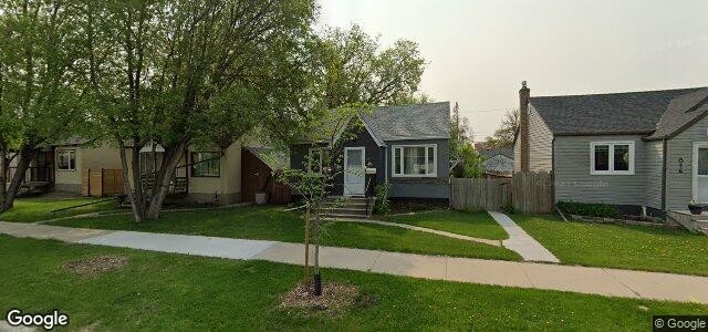 Larawan ng 810 Hector Avenue sa Winnipeg, Manitoba