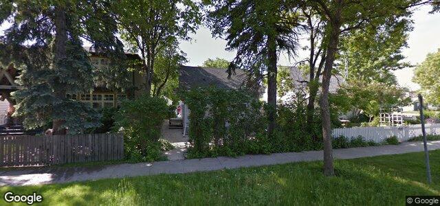 Larawan ng 860 Hector Avenue sa Winnipeg, Manitoba