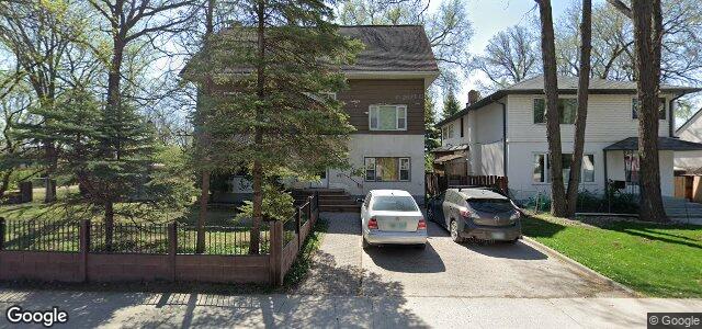 Larawan ng 100 Cunnington Avenue sa Winnipeg, Manitoba