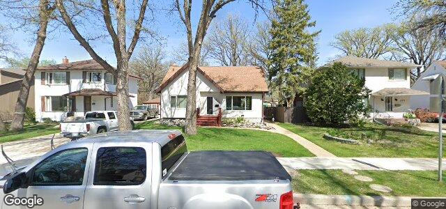 Larawan ng 105 Cunnington Avenue sa Winnipeg, Manitoba