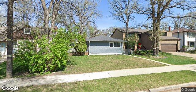 Larawan ng 111 Cunnington Avenue sa Winnipeg, Manitoba