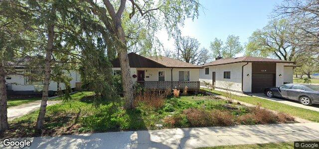 Larawan ng 122 Cunnington Avenue sa Winnipeg, Manitoba