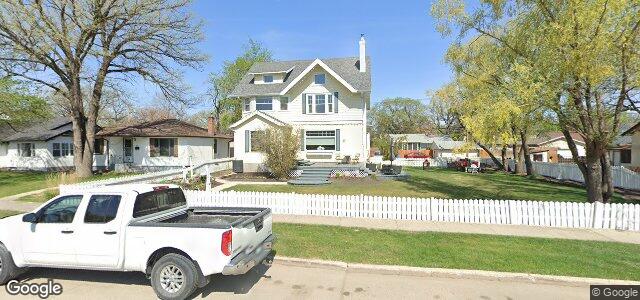 Larawan ng 25 Cunnington Avenue sa Winnipeg, Manitoba