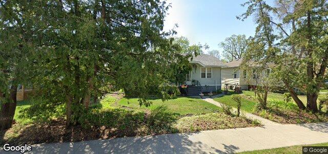 Larawan ng 32 Cunnington Avenue sa Winnipeg, Manitoba