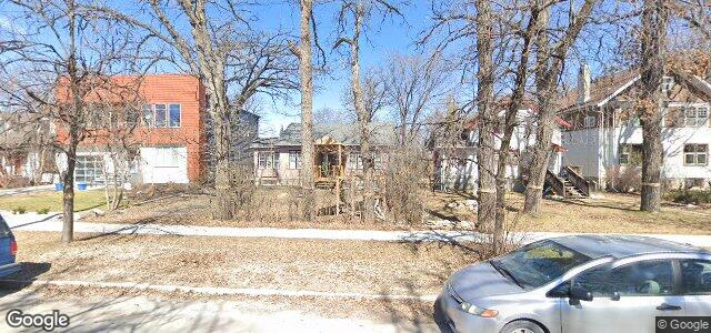 Larawan ng 35 Kingston Row sa Winnipeg, Manitoba