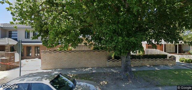 Larawan ng 4 Rosewarne Avenue sa Winnipeg, Manitoba