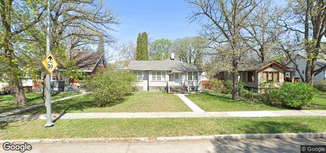 Larawan ng 45 Cunnington Avenue sa Winnipeg, Manitoba